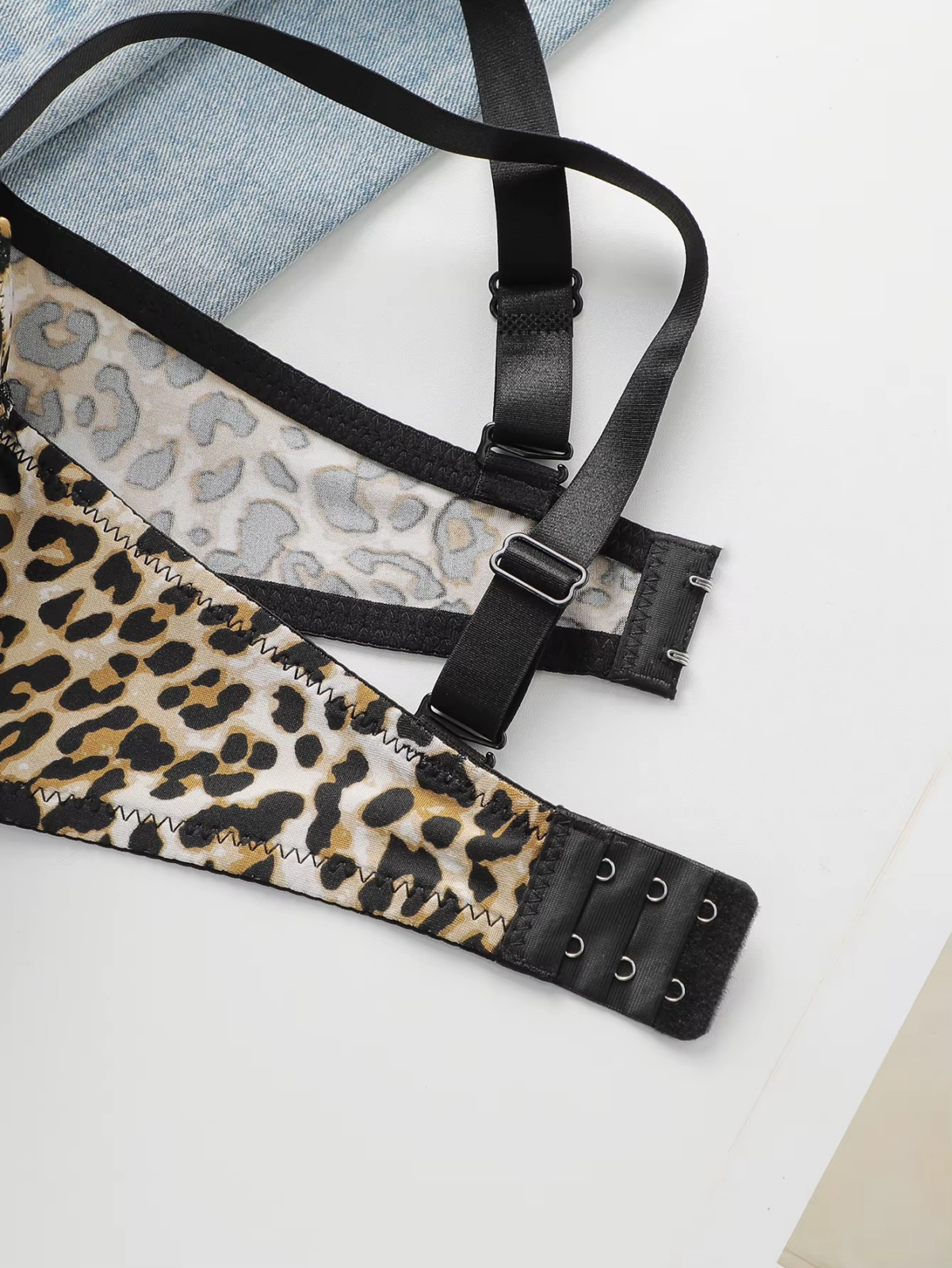 Sa07d5f356ba848278e8c5ec60355b040Y